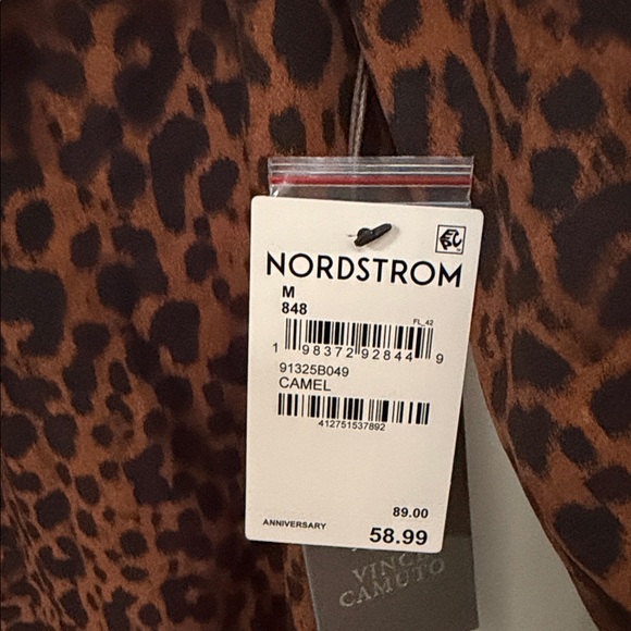 Vince Camuto Brown and Black Leopard V-Neck Blouse - Picture 8 of 9